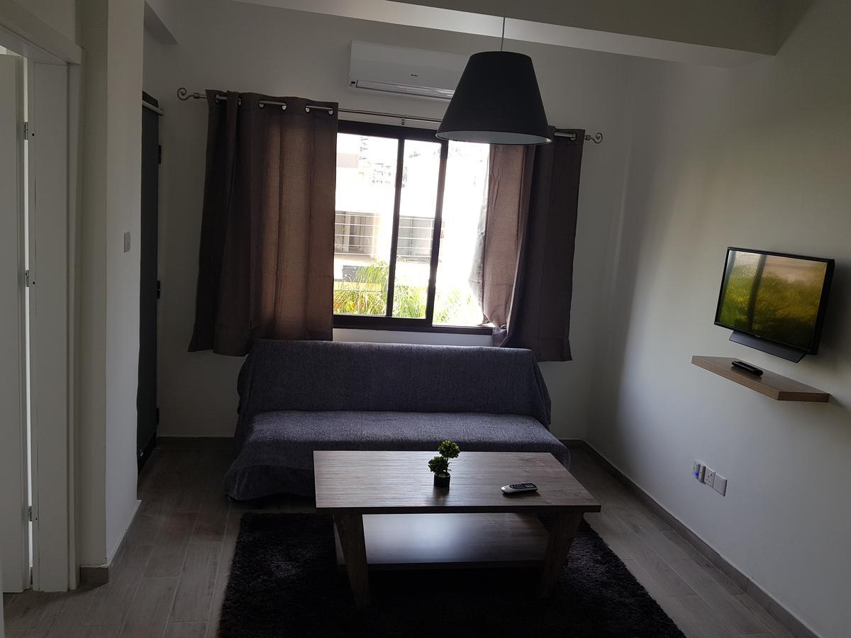 Mylos Court Apartments Limassol Luaran gambar