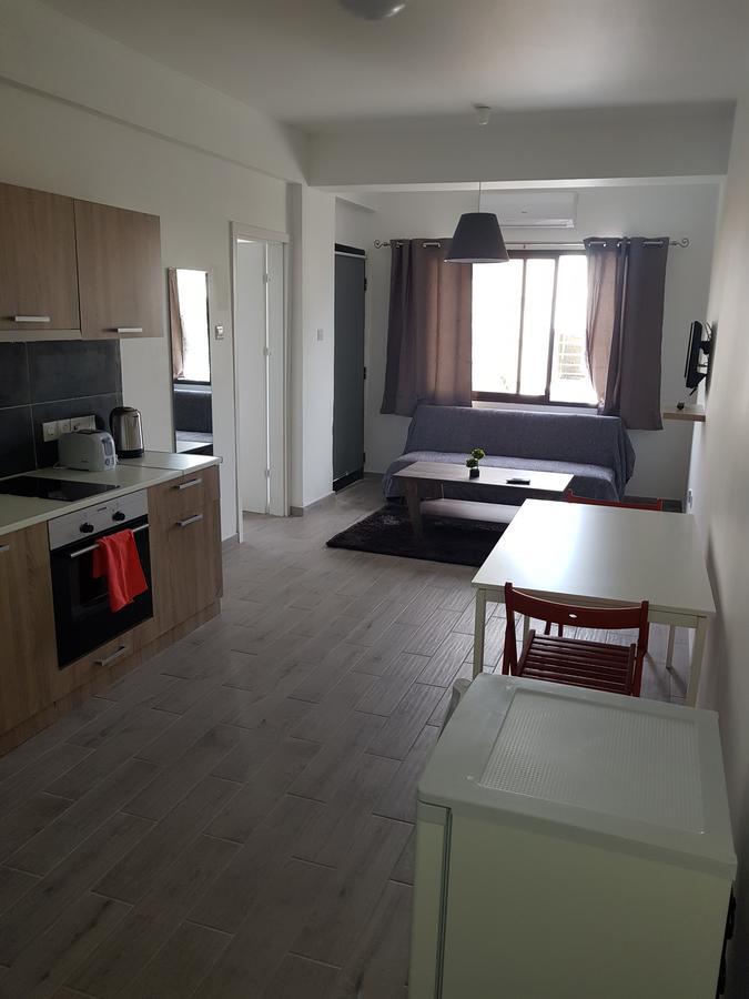 Mylos Court Apartments Limassol Luaran gambar