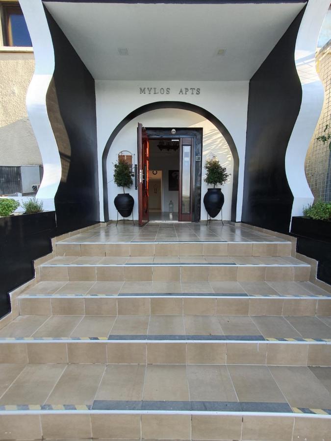 Mylos Court Apartments Limassol Luaran gambar